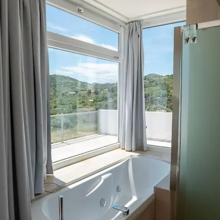 Con Piscina Privata Budoniaffitti 别墅 布多尼